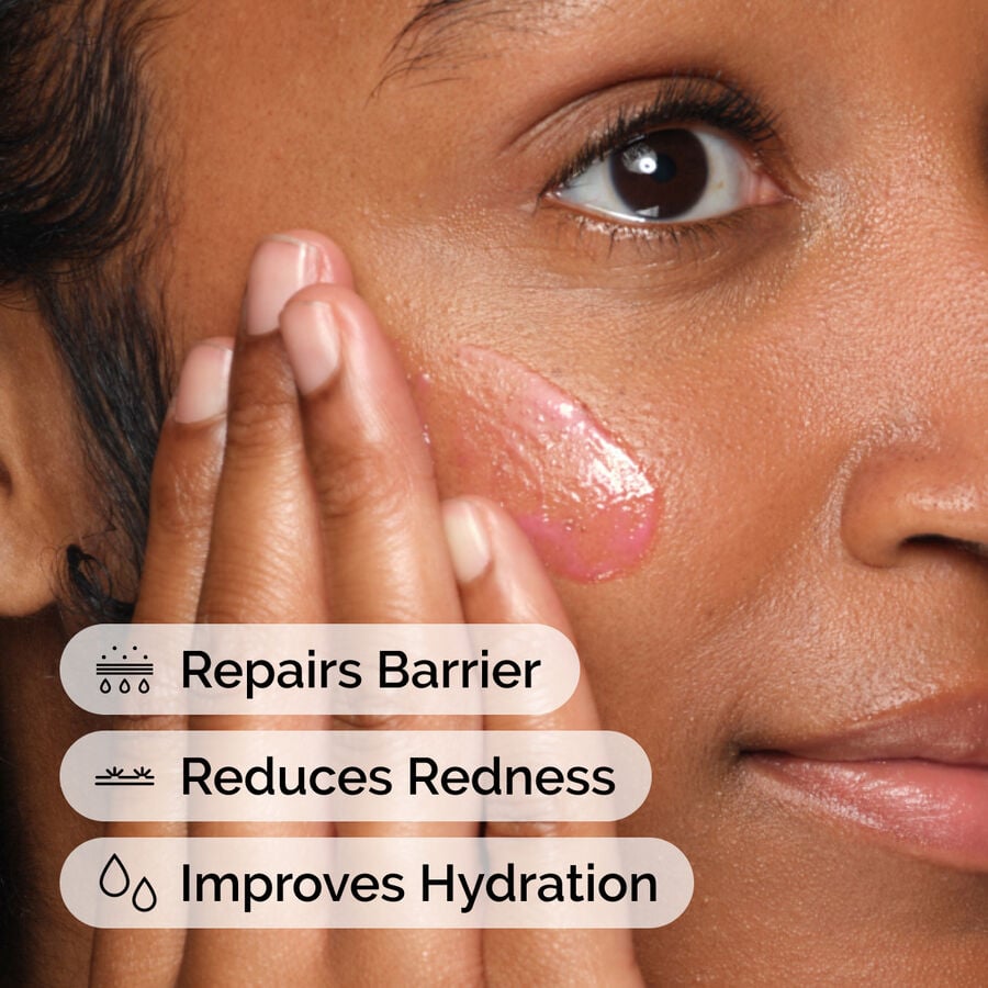 soothing-and-barrier-support-serum-set-l3 ord-soothing-barrier-support-serum-model-application-with-benefits.jpg
