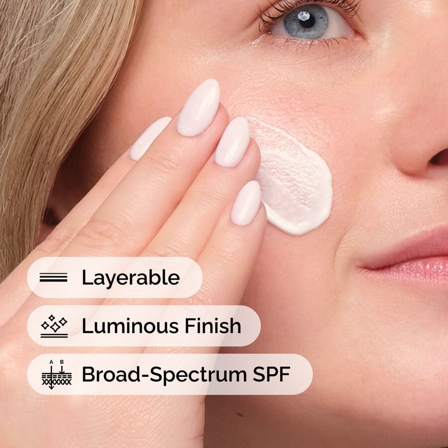 uv-filters-spf-45-serum-m5 uv-filters-spf-45-serum-model-application-with-benefits.jpg